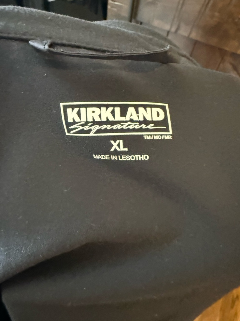 Kirkland Signature Black Women's Lightweight Bomber Jacket - Picture 4 of 4